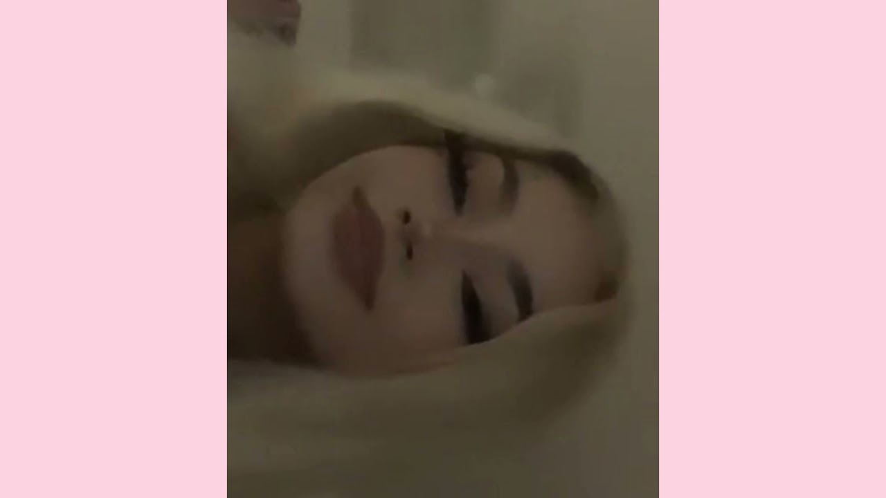 let me love you - Ariana Grande ( sped up to perfection)