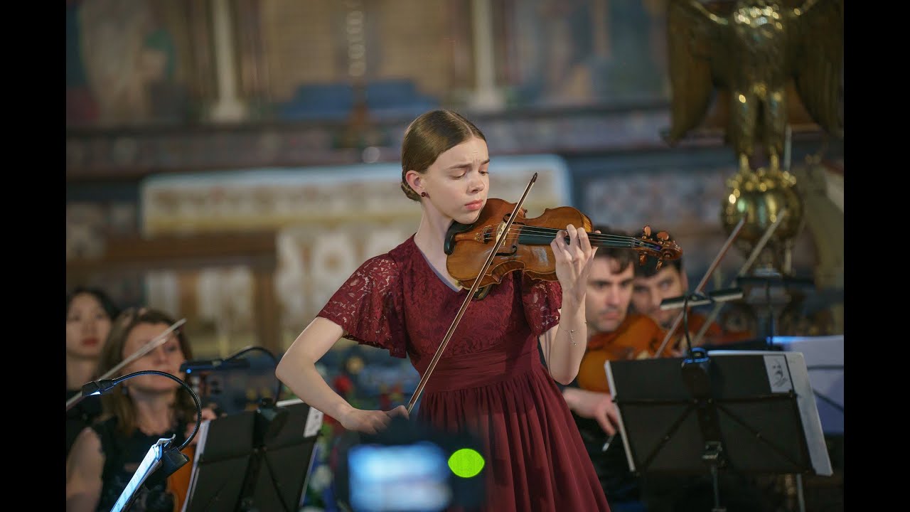 Saint-Saëns Havanaise | Ilva Eigus with Camerata Tchaikovsky