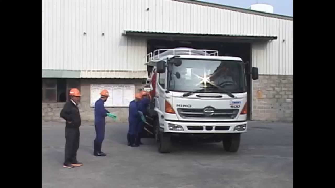Nh&agrave; m&aacute;y sản xuất xe CONECO - Xe h&uacute;t b&ugrave;n th&ocirc;ng cống - Hotline: 0965.947.851