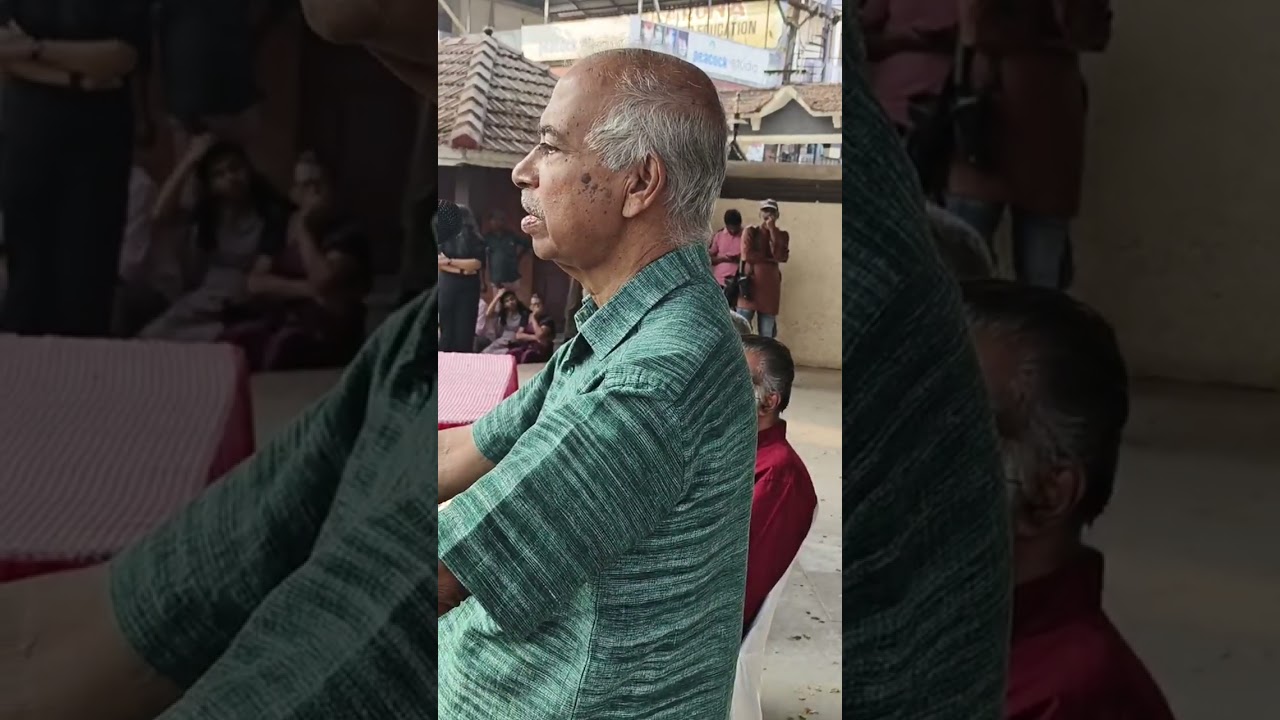 പയ്യന്നൂരിൽ ഫണ്ട് വിവാദമുയർത്തിയ മുൻ സി.പി.എം നേതാവ് വി.കുഞ്ഞികൃഷ്ണൻ്റെ പുസ്തകപ്രകാശനം നടന്നു.