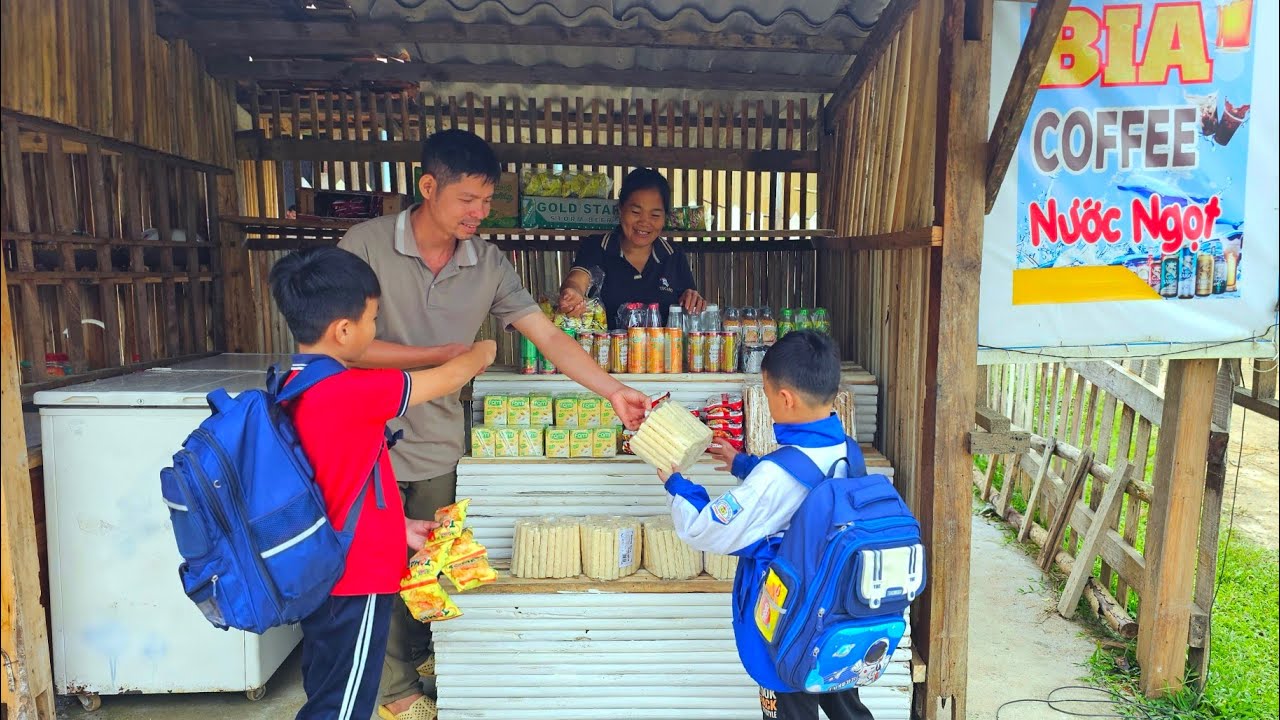KONG and the journey to restore a small grocery store dedicated to NHAT