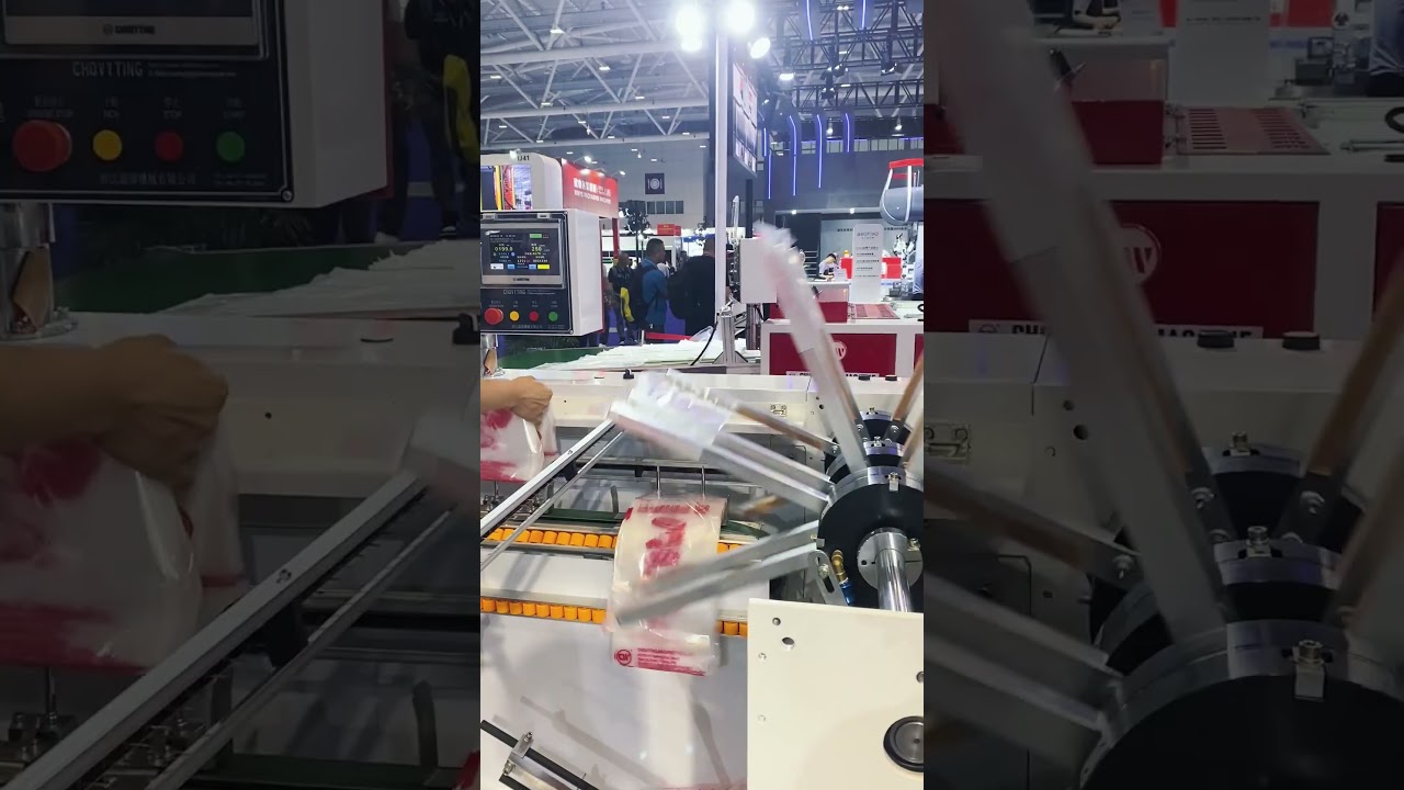800BFS high speed punching wicket plastic bag making machine for bread packaging bag #shorts
