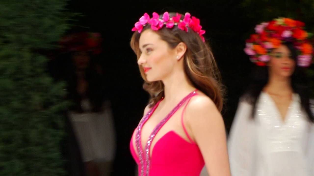 Dosso Dossi F/W14 | &Ouml;ner Evez Fashion Events Management