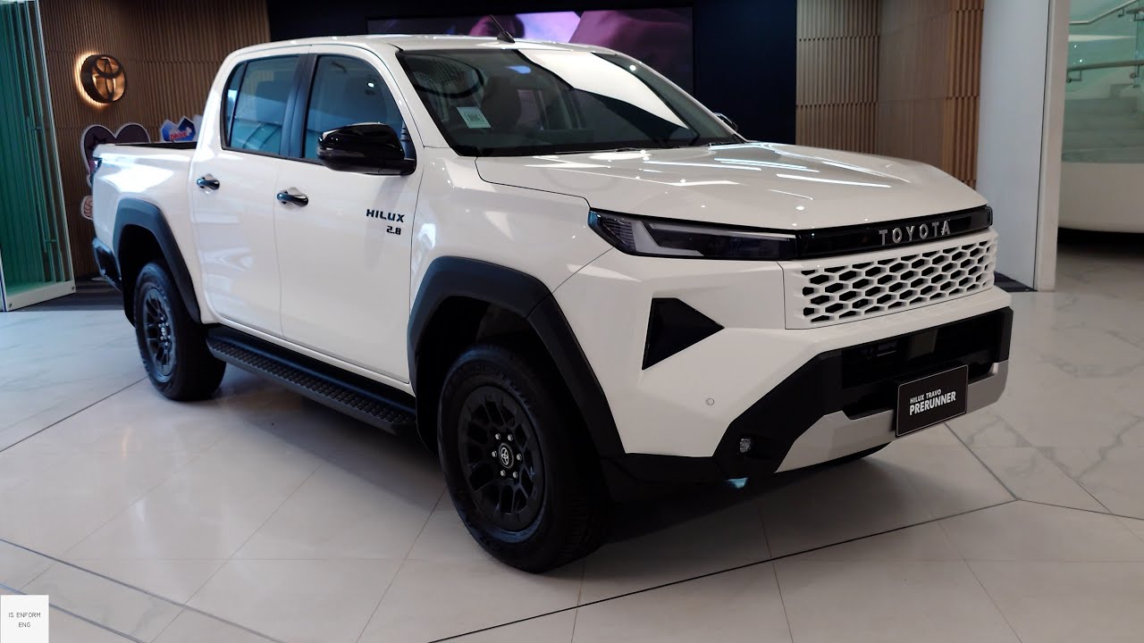 2026 Toyota Hilux 2.8L Double Cab A/T / In-Depth Walkaround Exterior & Interior