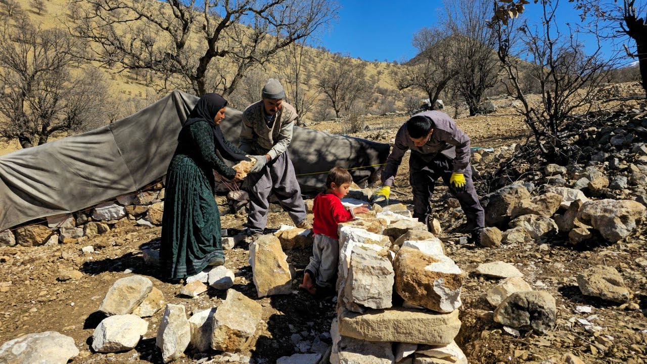 Iran nomadic life: A documentary about nomadic life: The Challenges of Building a Nomadic Shelter🐑🏔