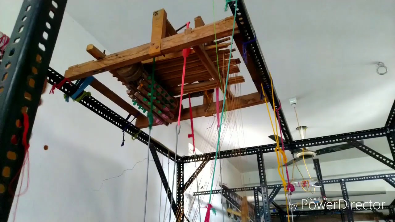 Maheshwari handloom weaving