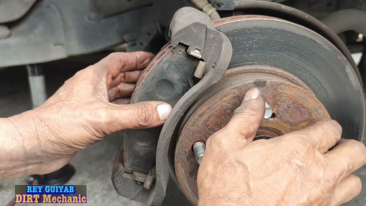 TOYOTA INNOVA;  May maingay sa kanan harap na gulong pag nag preno? | DIRT MECHANIC