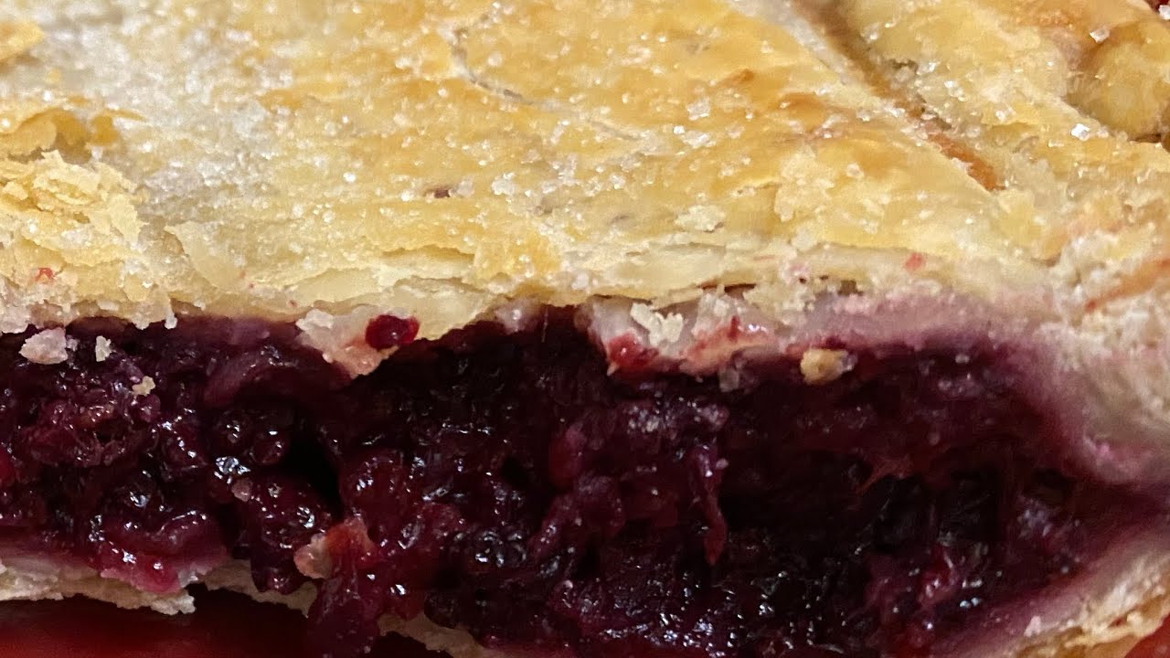 Episode 25: How to Make Blackberry Pie