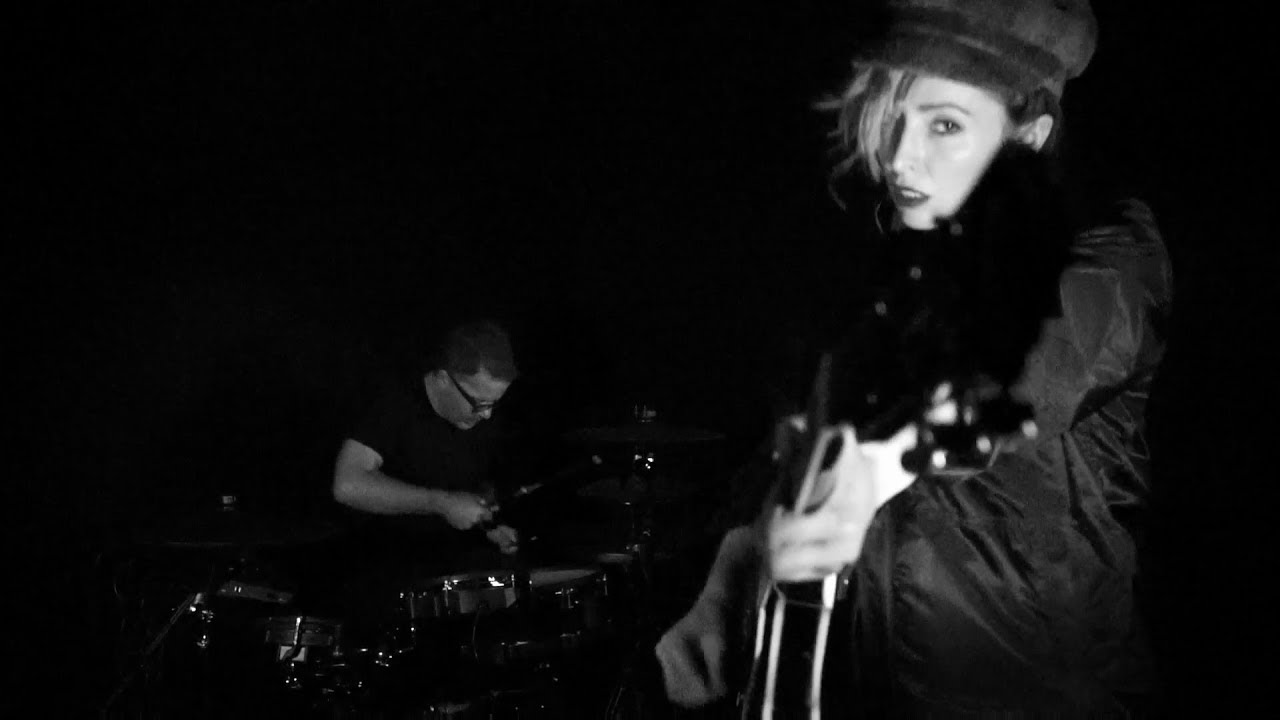 The Ting Tings - Estranged (Official Video)