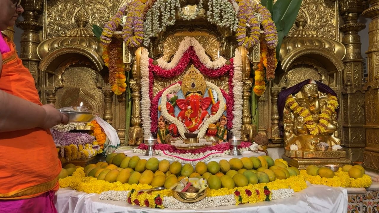 श्री सिद्धिविनायक LIVE आरती दर्शन | Siddhivinayak Ganpati Dadar Aarti🙏🏻 ३०/०३/२०२६🛕
