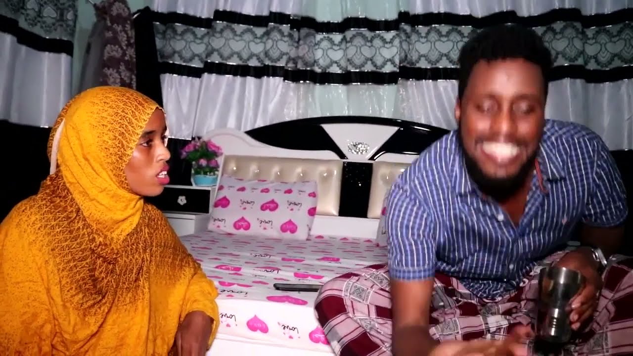 😂Riwaayad qosol badan Mulaaxo iyo Asad Diaby  maxaa kala qabsadey😂