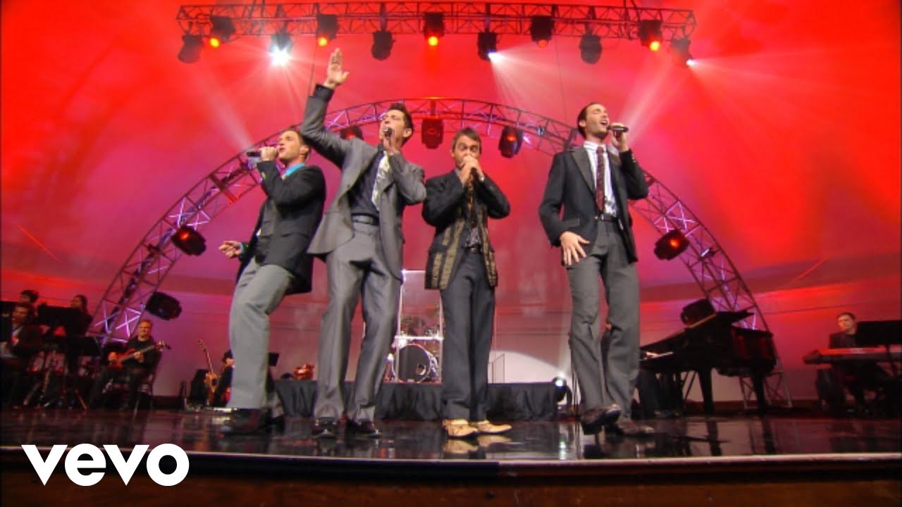 Bill & Gloria Gaither - The Old Landmark [Live] ft. Ernie Haase & Signature Sound