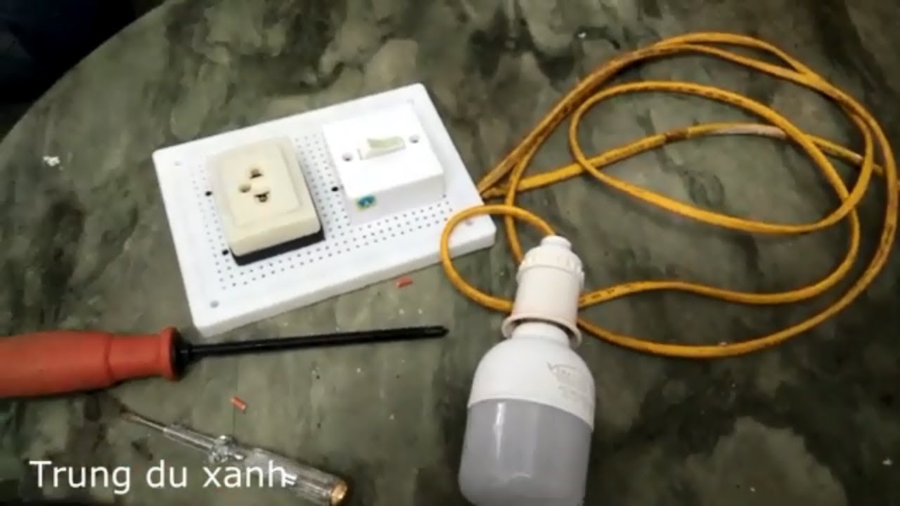Cách lắp bảng điện một ổ cắm một công tắc rời
