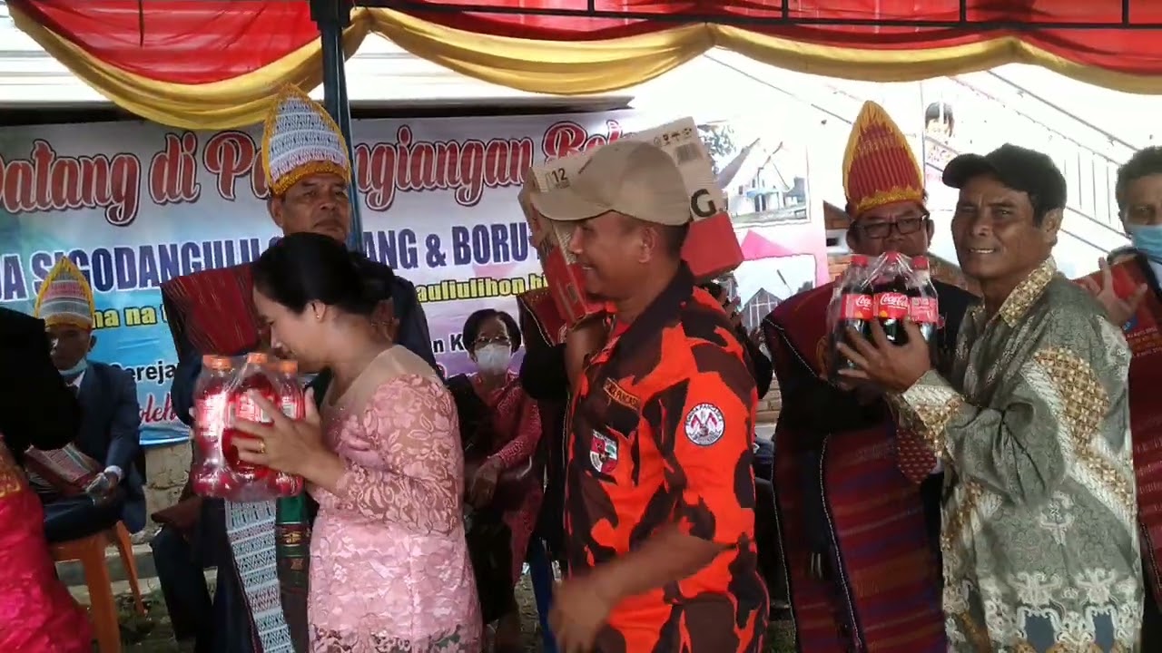 Simanjuntak si Tolu Sada Ina ,mangadopi ulaon Sihotang di Pesta partamiangan di Parlilitan  Sumut