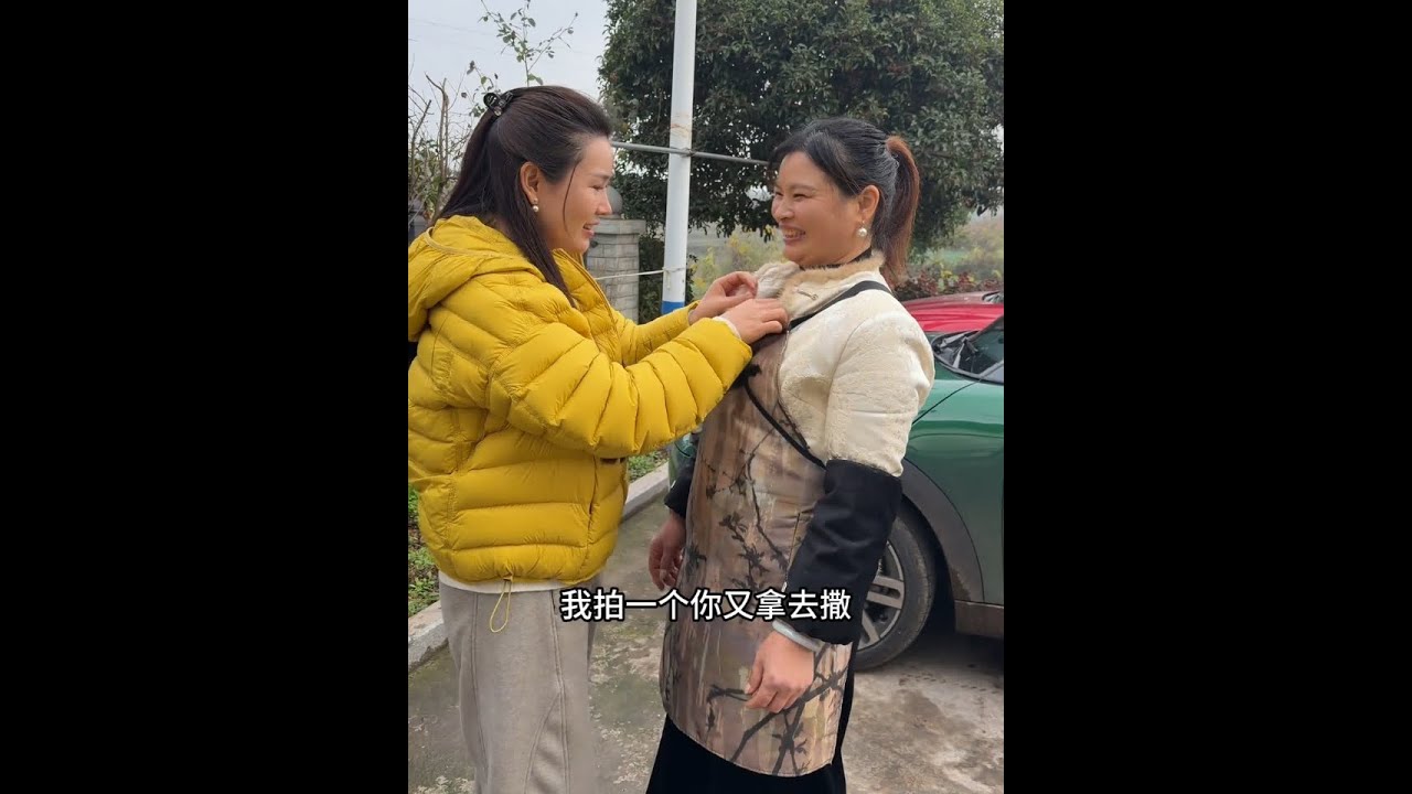 人生得意须尽欢，烤只全羊把酒干🐑一口全羊一杯酒🍺日子越过越富有💰大口吃肉，大口喝酒，认真生活💗#日常vlog #记录真实生活 #烤全羊 #元旦快乐 #家庭聚餐