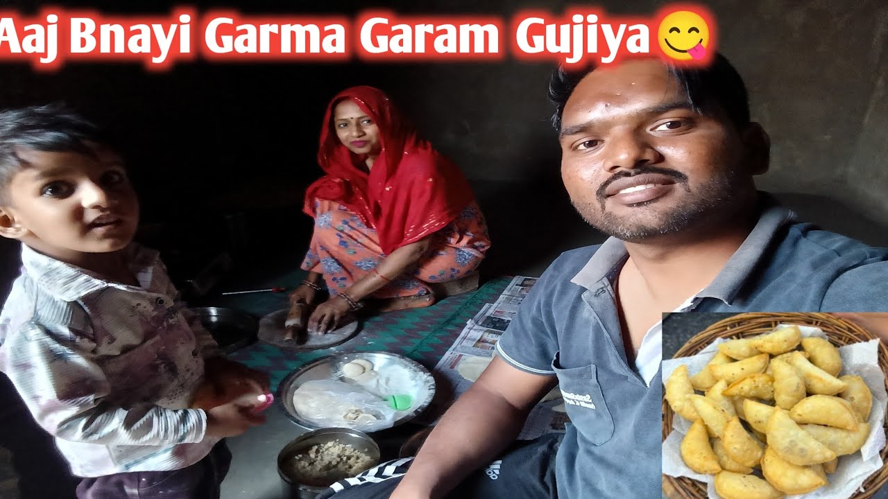 Holi special: Garma Garam Gujiya Recipe😋 #holispecial #vlog @saurabhkum7134 