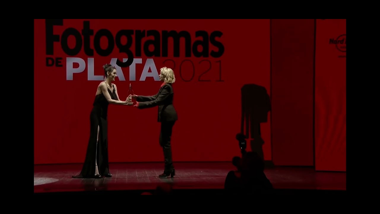 Najwa Nimri gana como mejor actriz de televisión por La Casa de Papel - Fotogramas de Plata 2021