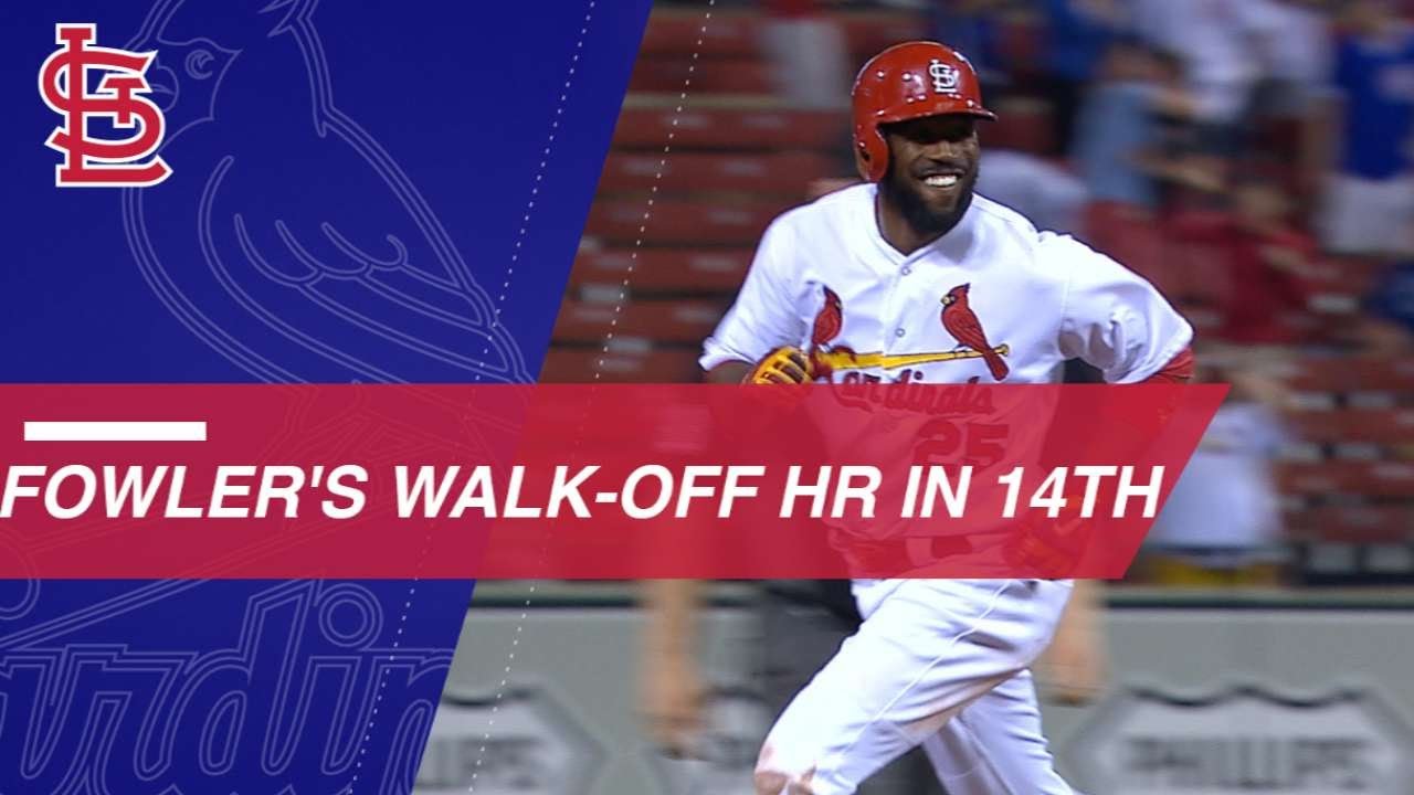 Dexter Fowler clubs a walk-off homer in the 14th