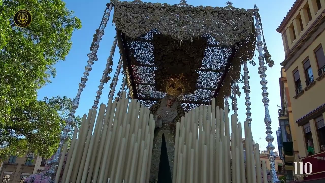Pasa la Virgen Macarena | Viernes Santo (Hdad. del Cachorro) 2023