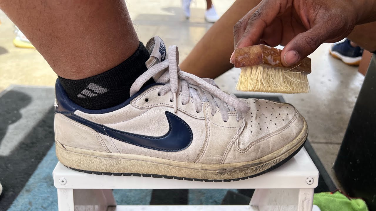 How To Clean Beat Up Jordan 1 Low’s