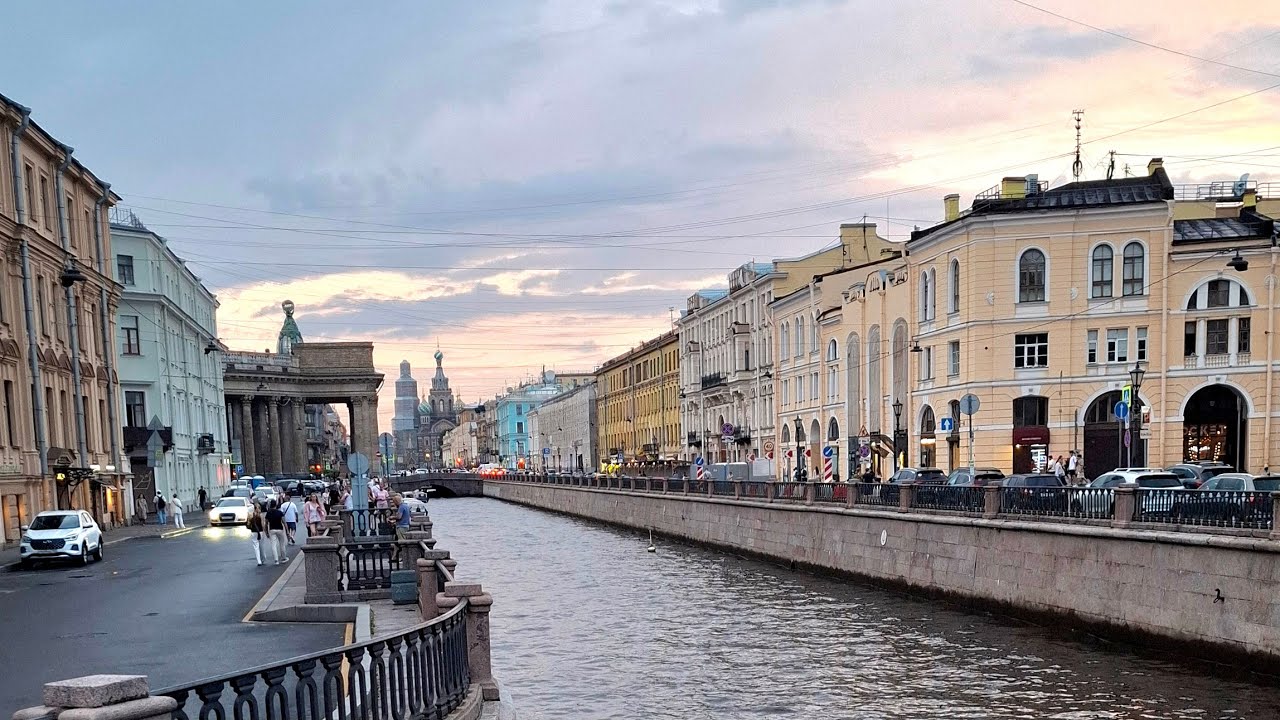 Гуляем по Питеру. Синий мост, Красный мост.