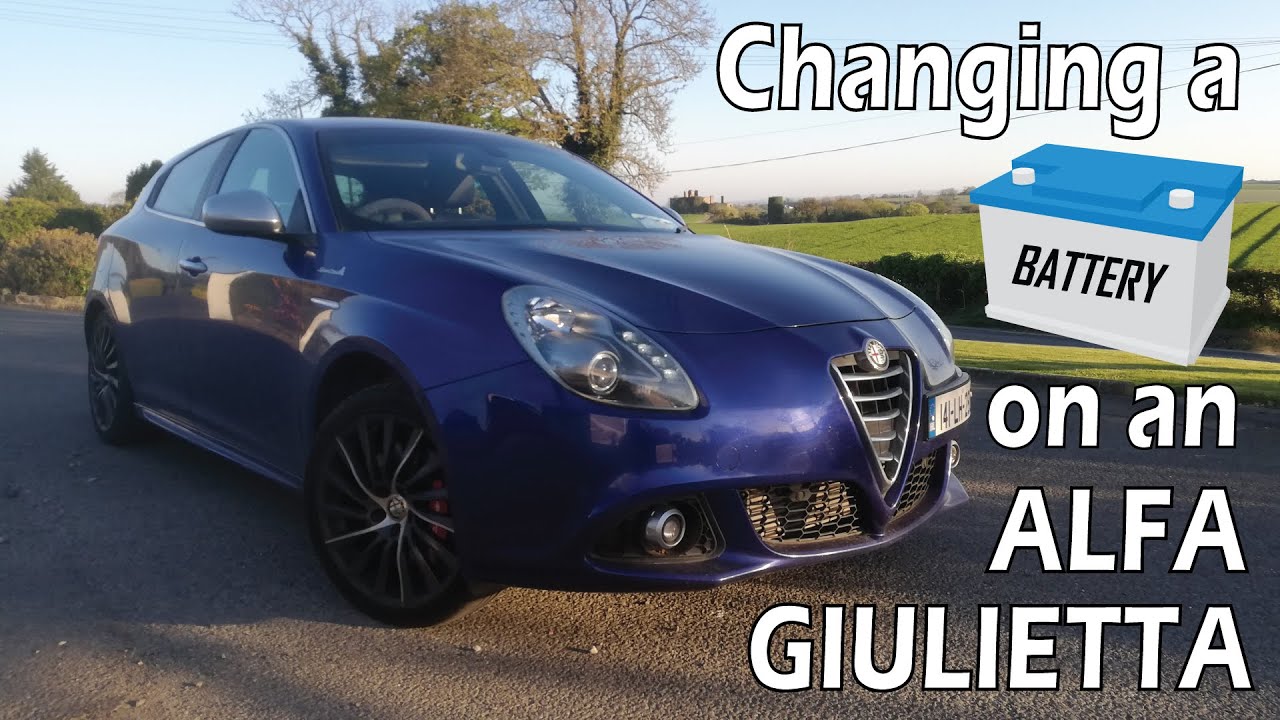 Alfa Romeo Giulietta Battery Replacement - (How to Change a Battery on a 2014 Alfa Giulietta)