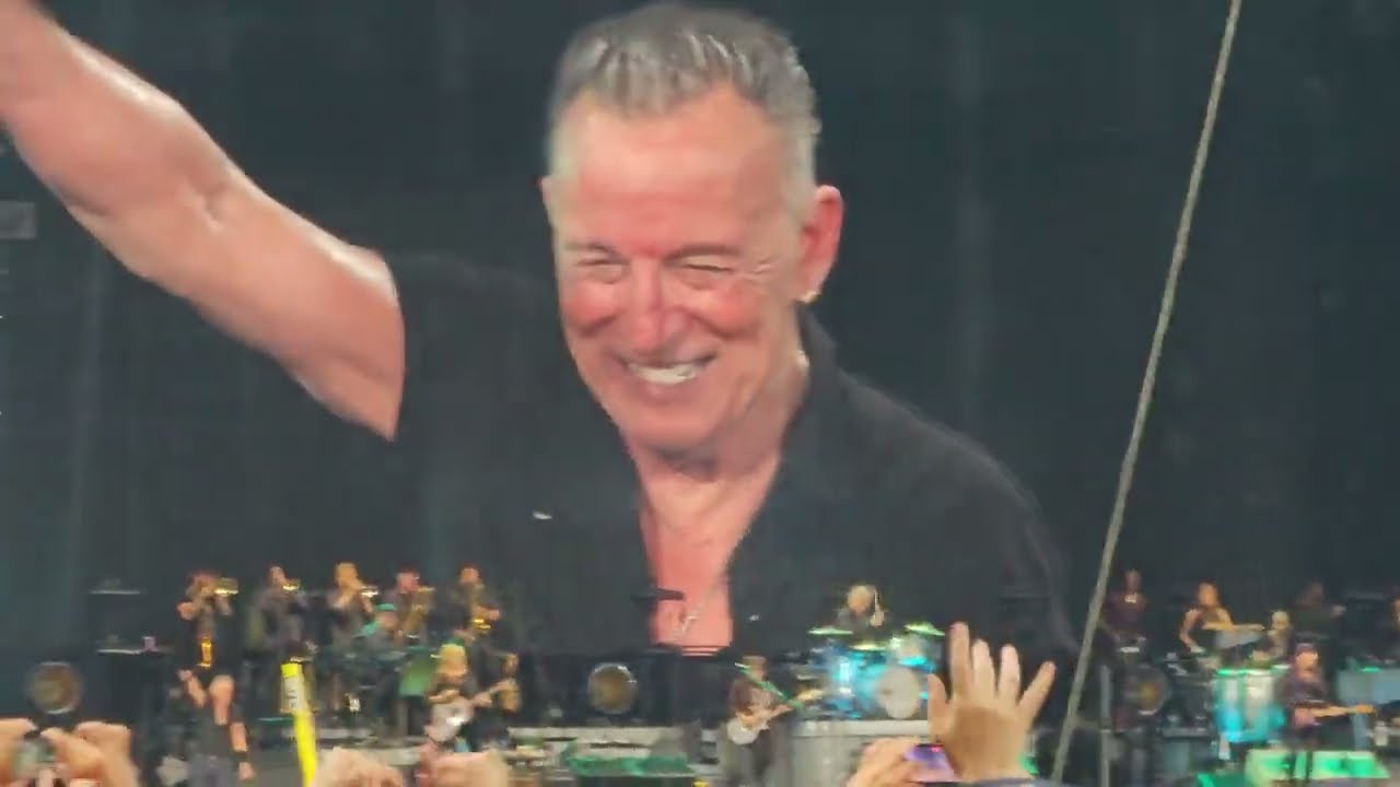 Bruce Springsteen - Glory Days, Dancing In The Dark, Tenth Avenue Freeze Out,  Vienna 18.07.2023.