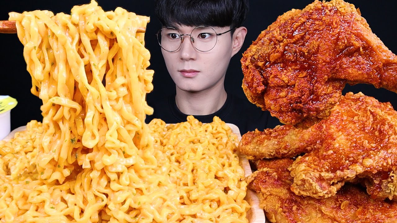 크림 까르보 불닭볶음면 맘스터치 치킨 먹방ASMR MUKBANG SPICY CREAMY FIRE NOODLES & FRIED CHICKEN ラーメン チキン eating sounds