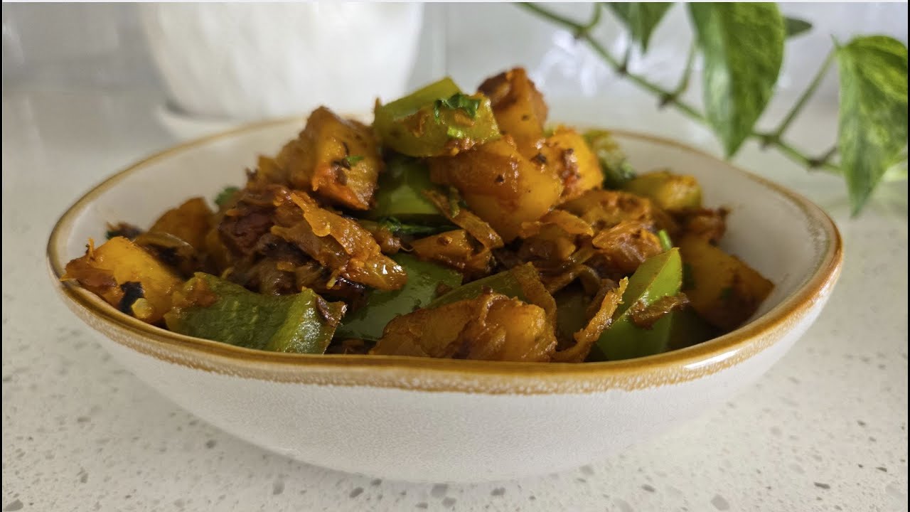 Dhaba-Style Aloo Capsicum | Rustic North Indian Sabzi Recipe | Aloo Capsicum by Kawal's Happiness
