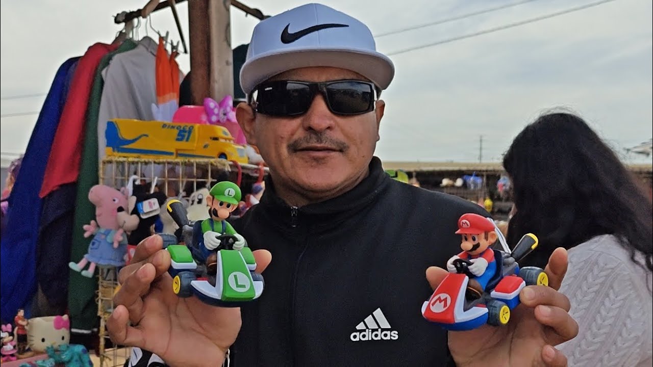 Exploramos El TIANGUIS de PORTICOS en ENSENADA! 😱 (Encontramos de todo)