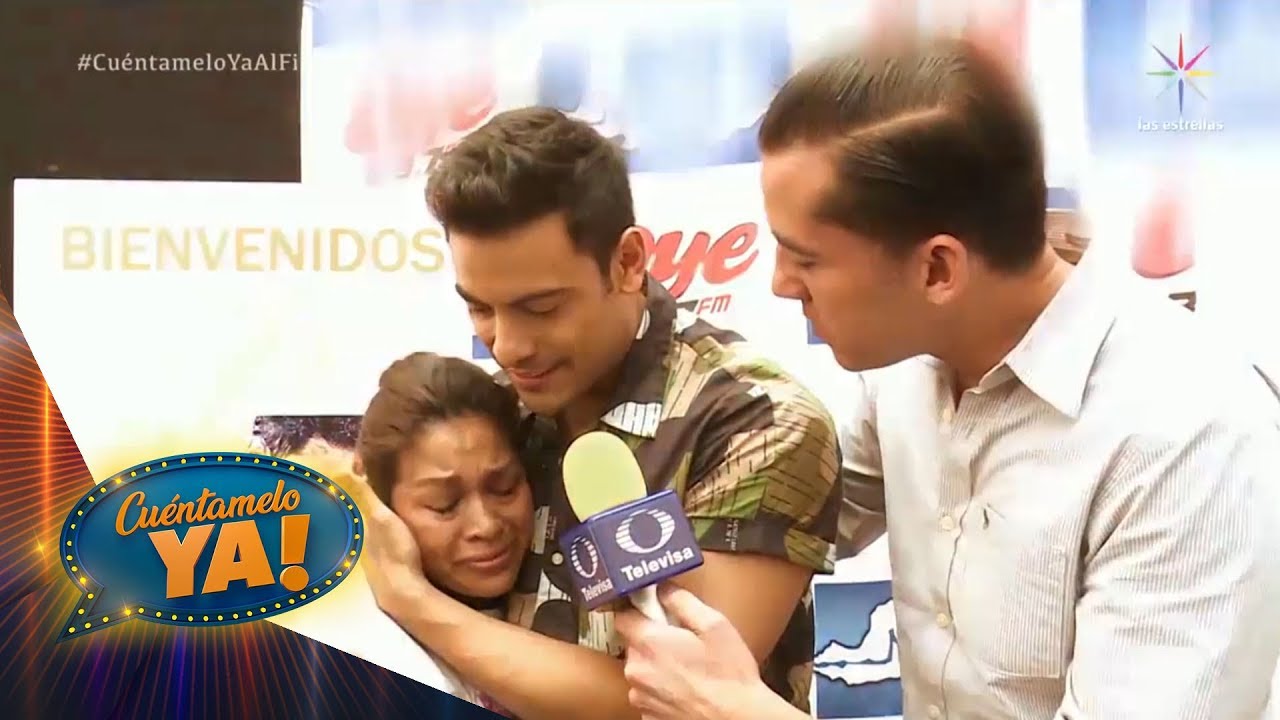 Carlos Rivera consintió a sus fans durante una firma de autógrafos | Cuéntamelo YA!...Al fin