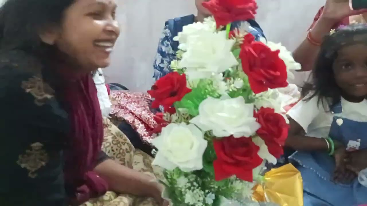 आज एक छोटी-सी बिटिया मन्जू मोहिनी के लिए बहुत ही बड़ा गिफ्ट लेकरआई