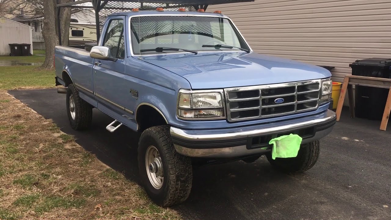 1995 Ford F-250 7.3 Powerstroke Startup and Walk Around!!