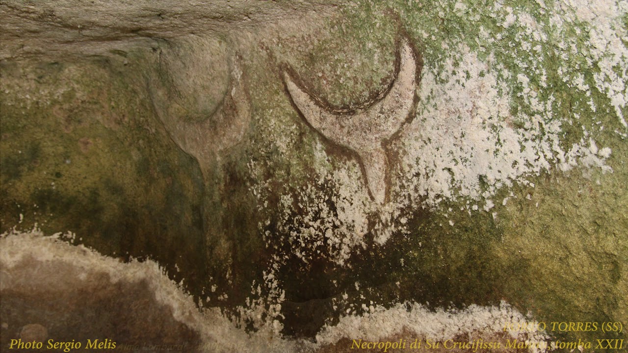 Le domus de janas decorate della Sardegna