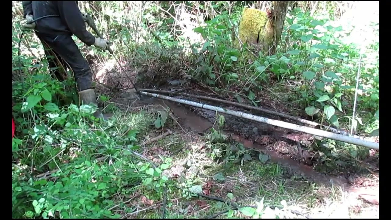 Trenching with pressure washer