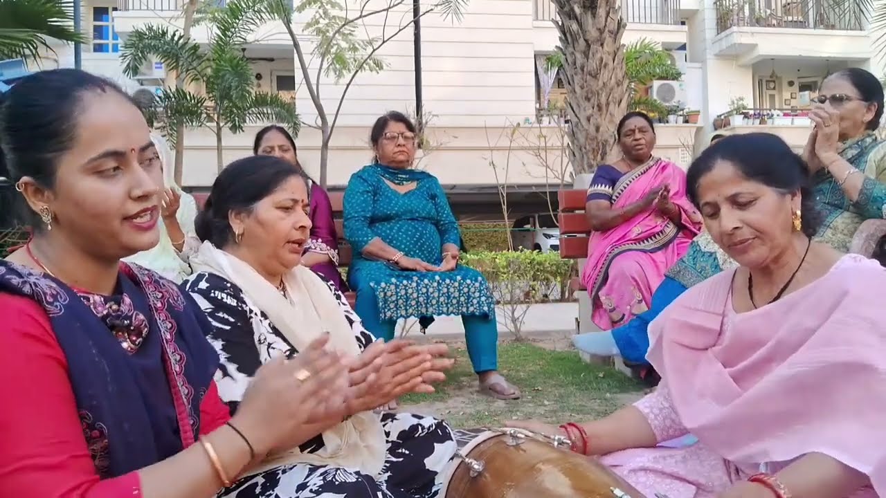 मेरा मन पापी चित चोर 🙏कियाँ ओणा मंदिरा  जो 🙏 himachali bhajan 🌸 mata rani #navratrispecial 