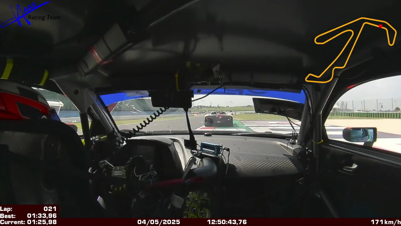Intense GT3 Racing &ndash; Fighting Through the Train | Audi R8 GT3 EVO II