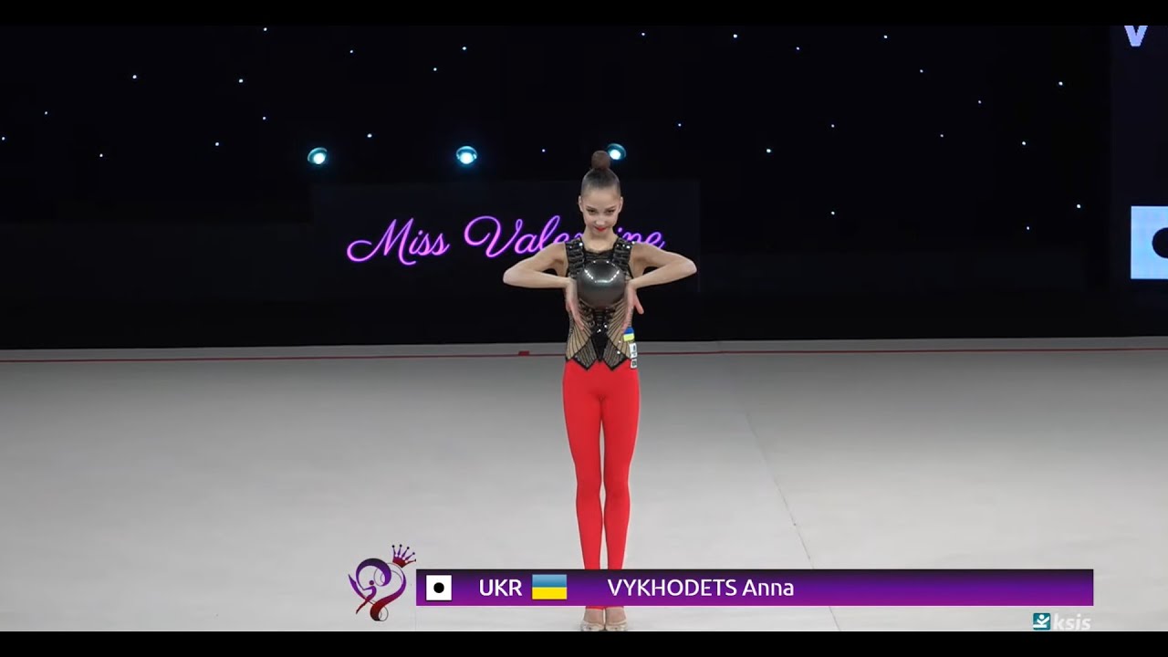 Anna Vykhodets Ball Qual 21,250 - Junior International Tournament 