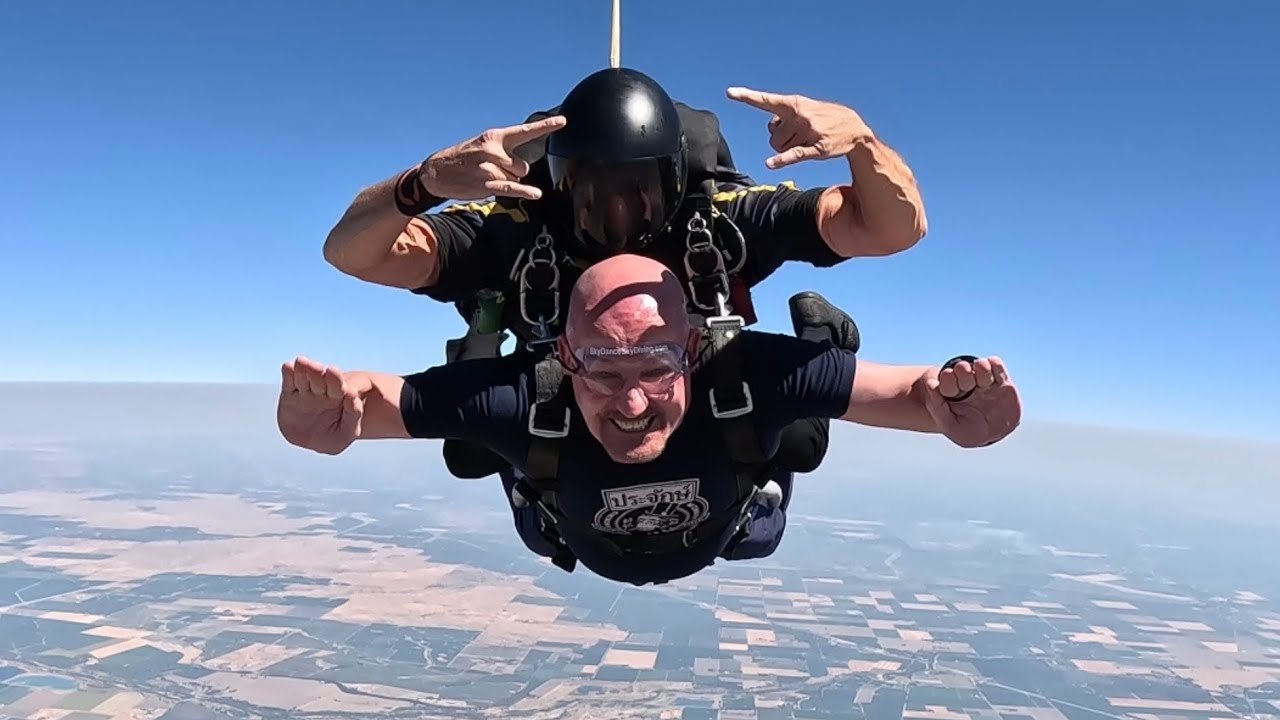 Brent Thompson&rsquo;s 2nd Tandem Jump - SkyDance SkyDiving