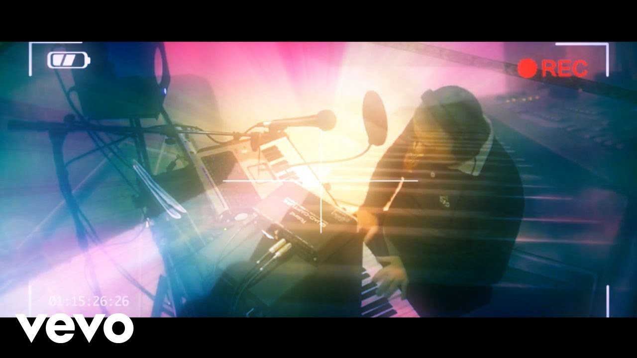 PASQUALE STRANGER - Life