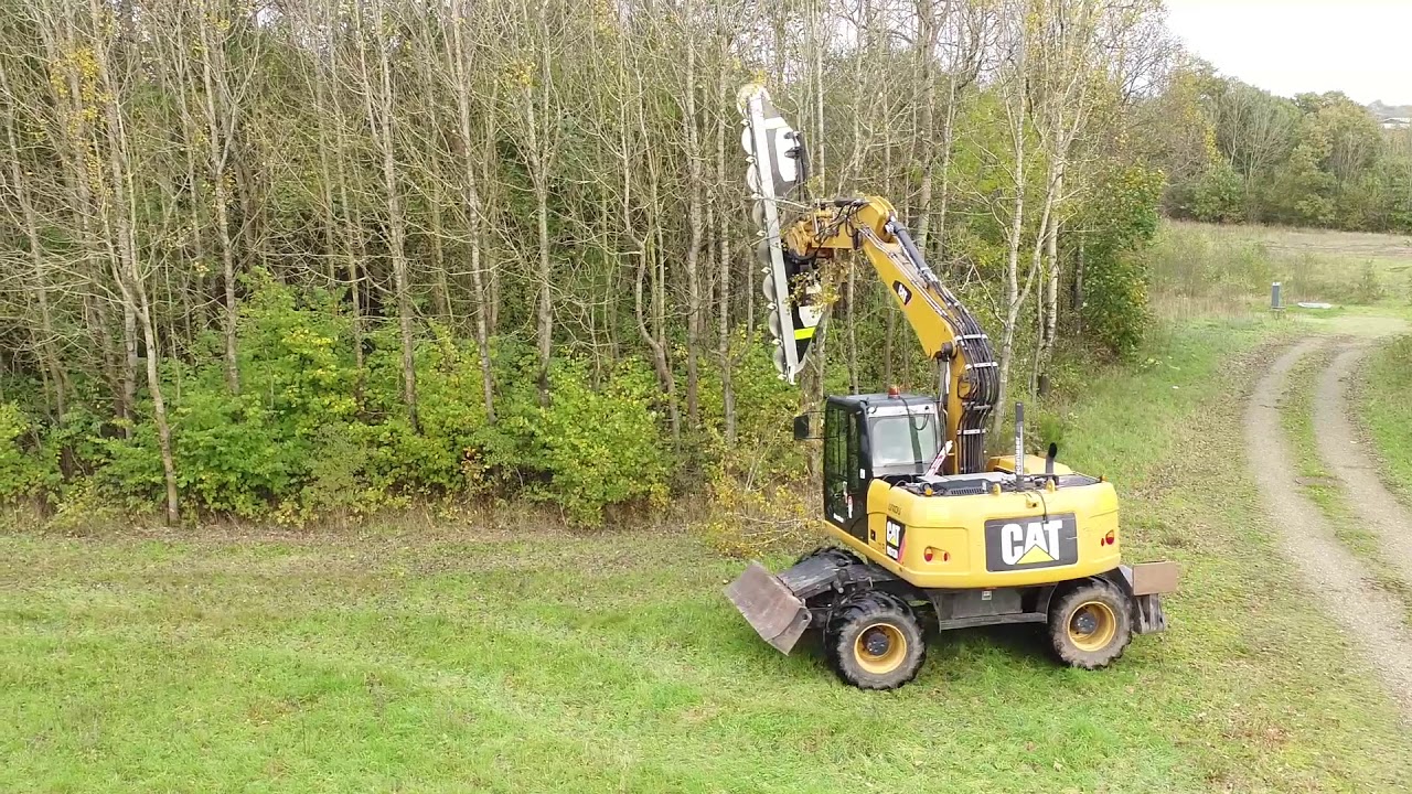 Tree Saw Attachments for Excavators | GreenTec Twinsaw LRS 2402 (EN)