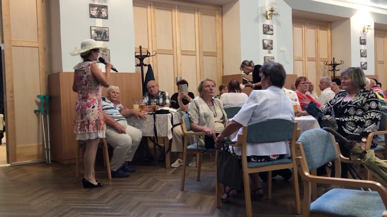 Tak jako slunečnice každ&yacute;m dnem - Z&Aacute;BAVN&Yacute; POŘAD PRO L&Aacute;ZEŇSK&Eacute; HOSTY V L&Aacute;ZN&Iacute;CH BOHDANEČ 3. 8. 2019