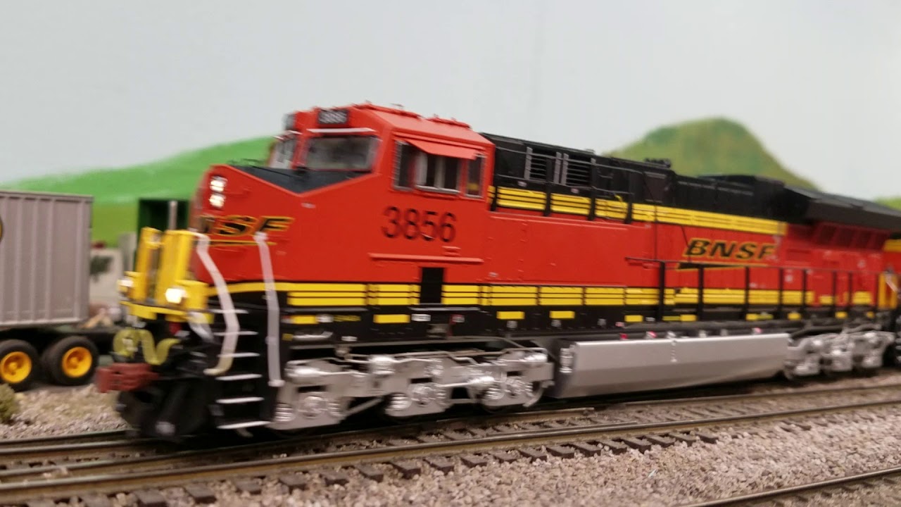 HO Scale BNSF Coal Drag at California Southern Model Railroad Club