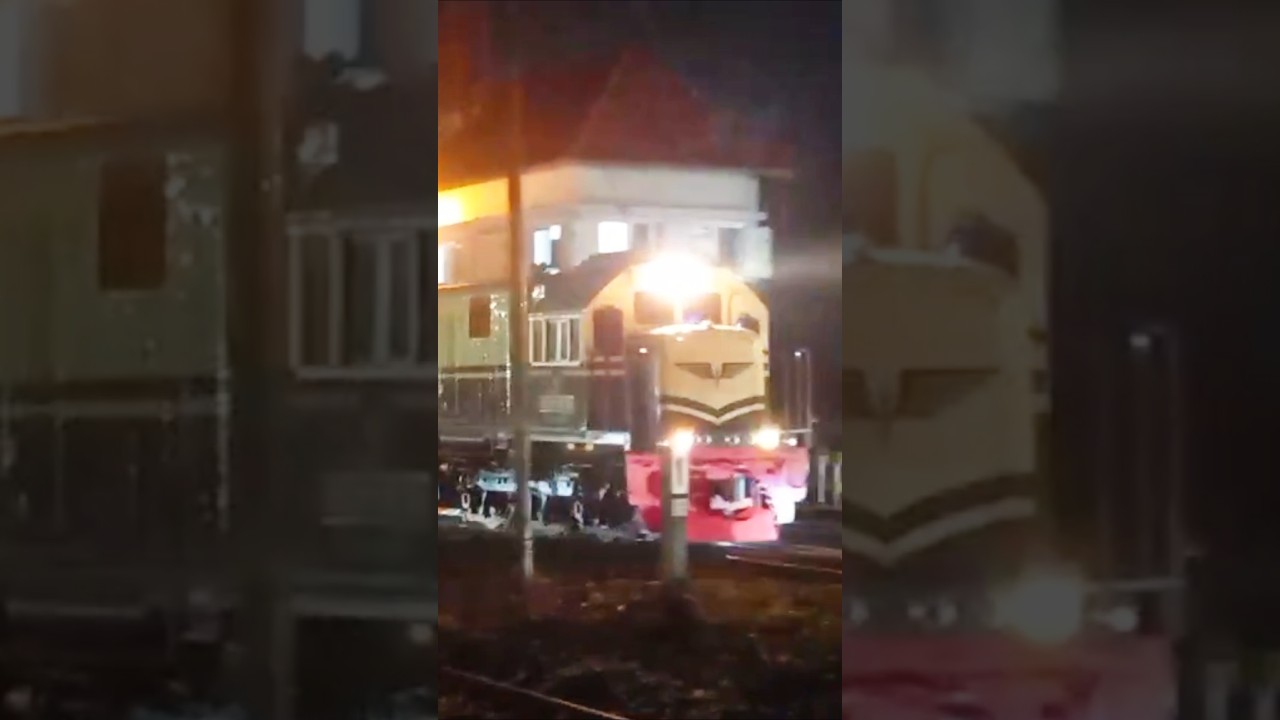 CINEMATIC LOKOMOTIF DOUBLE TRAKSI DAN VINTAGE#keretaapi