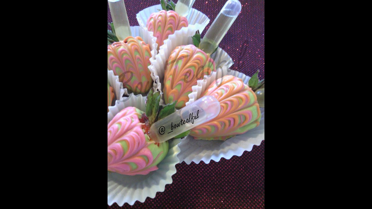 How To Make Swirl Chocolate Dipped Strawberries 