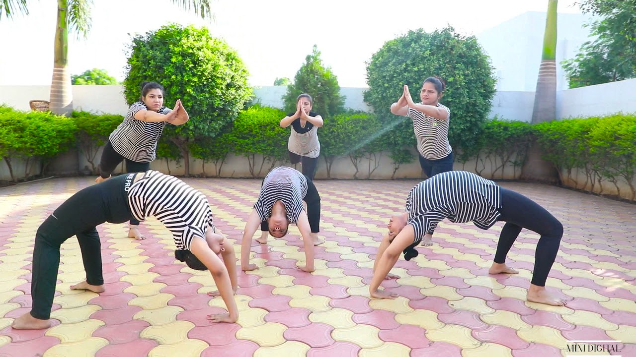 Rhythmic Yoga...😍💃#yogafitness #yogadance #latestyogasteps #latestyoga