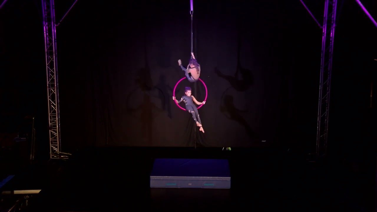 Klimešová V  a Páclová S  3  místo Winter Cup 2026 AERIAL HOOP KIDS DOUBLES