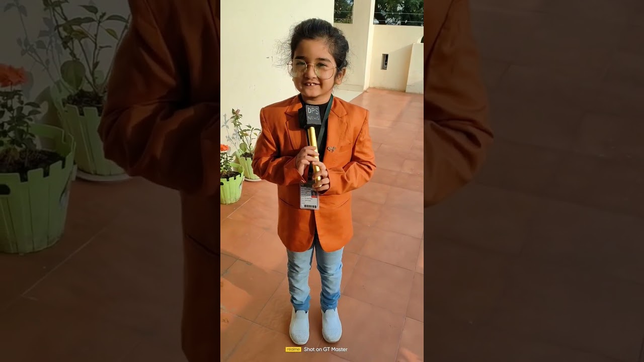 fancy dress 👗 competition #news reporter # short video