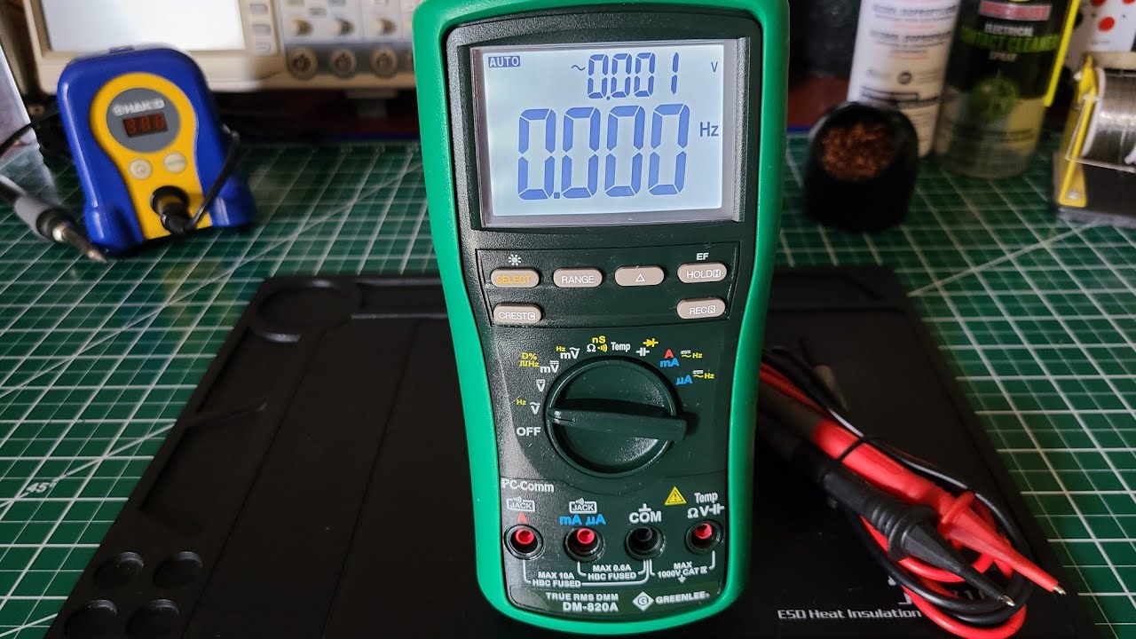 GREENLEE  DM - 820A True RMS Data Logging Digital Multimeter    (A Serious Competitor)