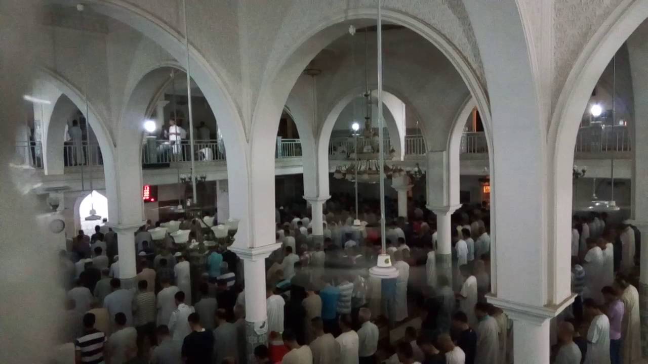 الأخ عبد الحكيم لموشية من صلاة التراويح ليلة 11 رمضان 1437 ه‍ ، مسجد بلال بن رباح ڨالمة